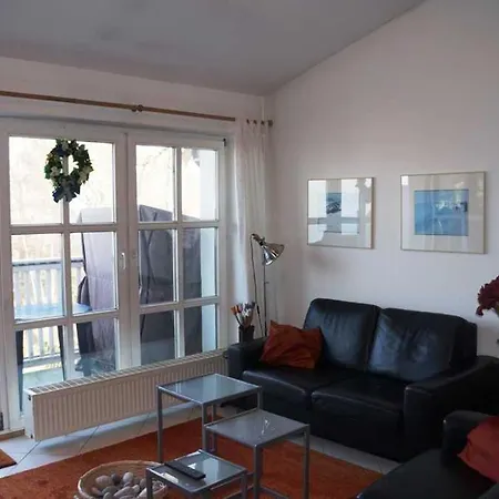 Haus Quisisana Ferienwohnung 45455 Goehren (Ruegen)